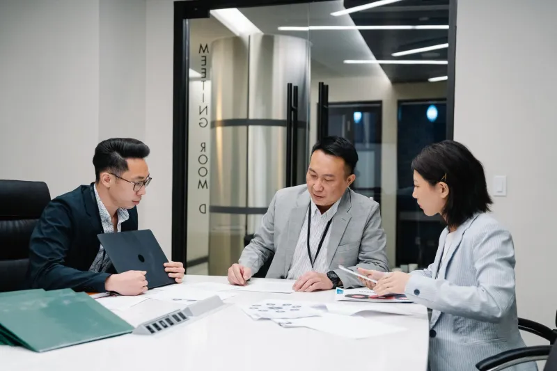 The Agreeableness Tax: What Malaysian Professionals Are Silently Paying Every Time They Avoid a Difficult Conversation